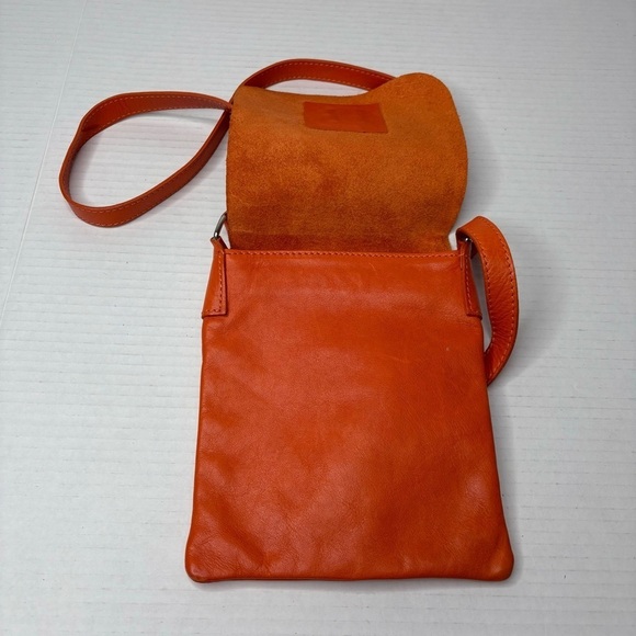 I MEDICI Orange Leather Crossbody Bag - Picture 3 of 8